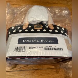 DOONEY & BOURKE BLACK AND WHITE POLKA DOT PURSE NEW SPRING SUMMER HANDBAG CUTE